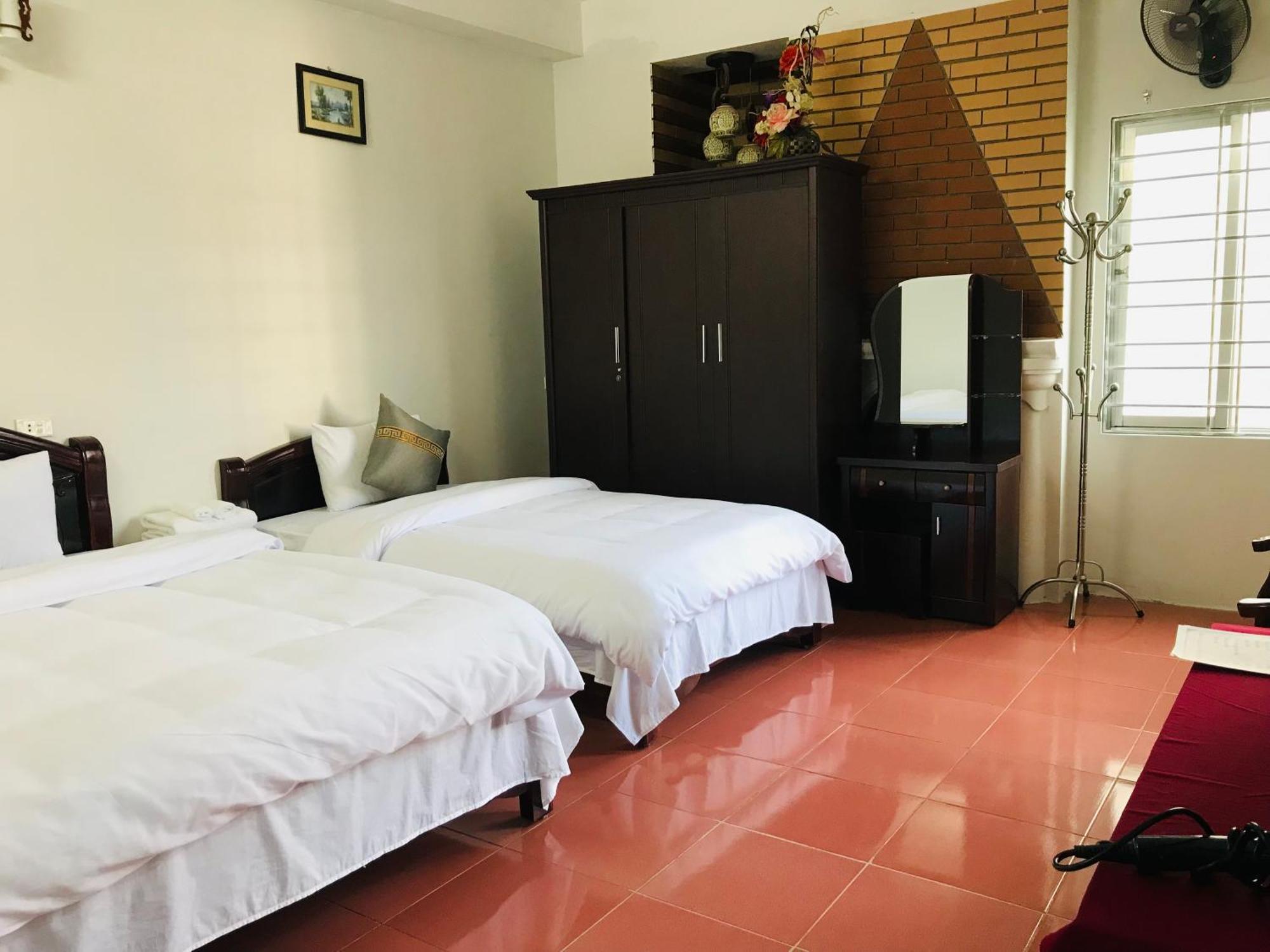 Anh Anh Hotel Bac Ha  Exteriör bild