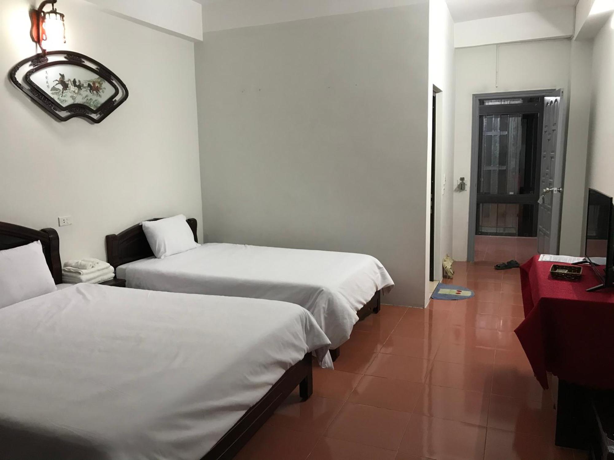 Anh Anh Hotel Bac Ha  Exteriör bild