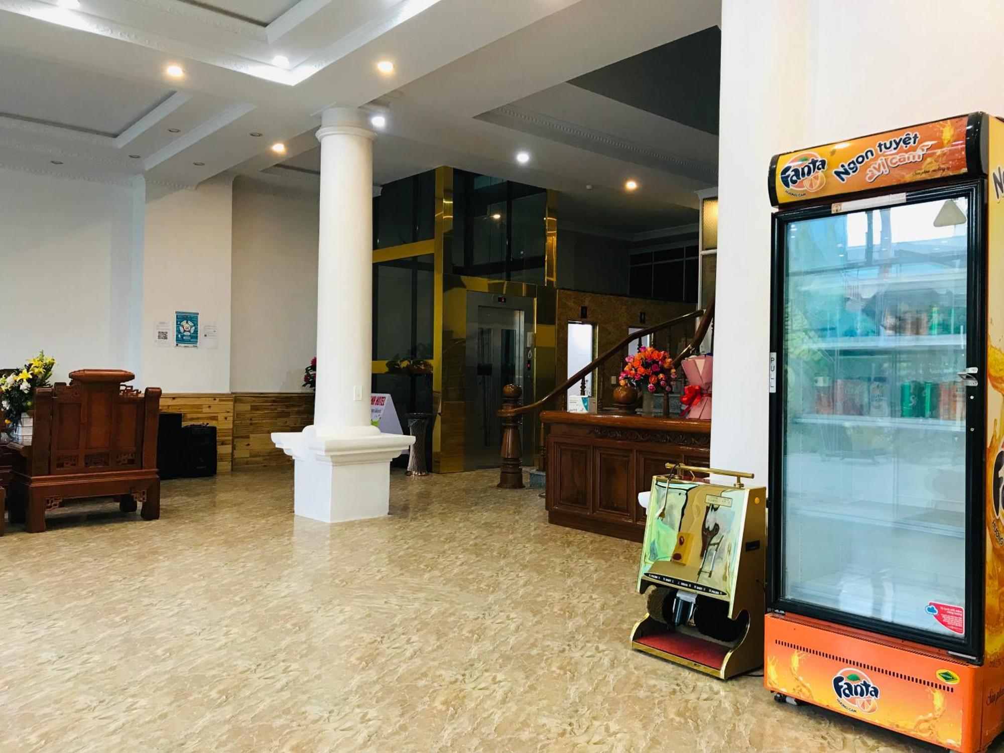 Anh Anh Hotel Bac Ha  Exteriör bild