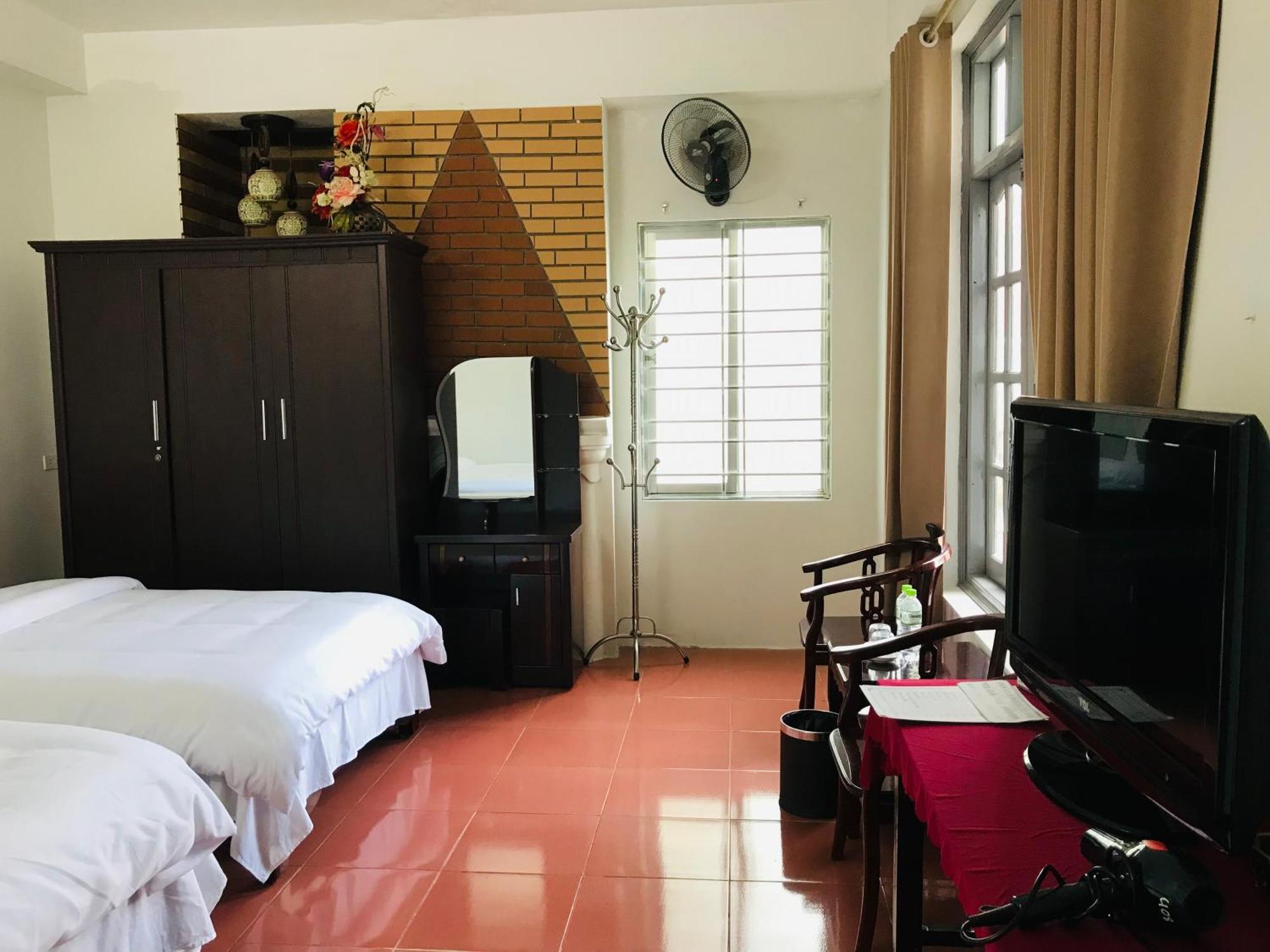 Anh Anh Hotel Bac Ha  Exteriör bild