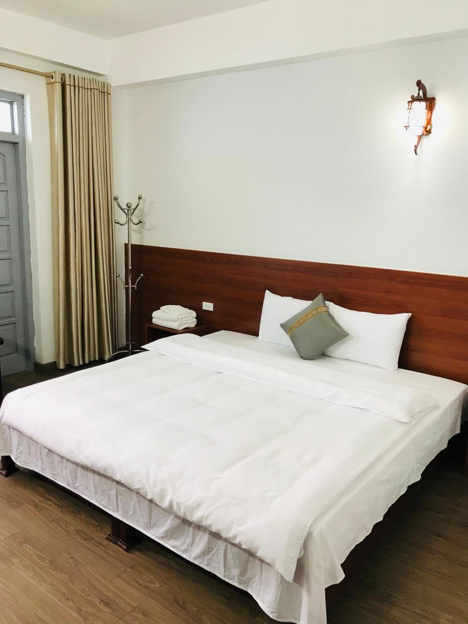 Anh Anh Hotel Bac Ha  Exteriör bild