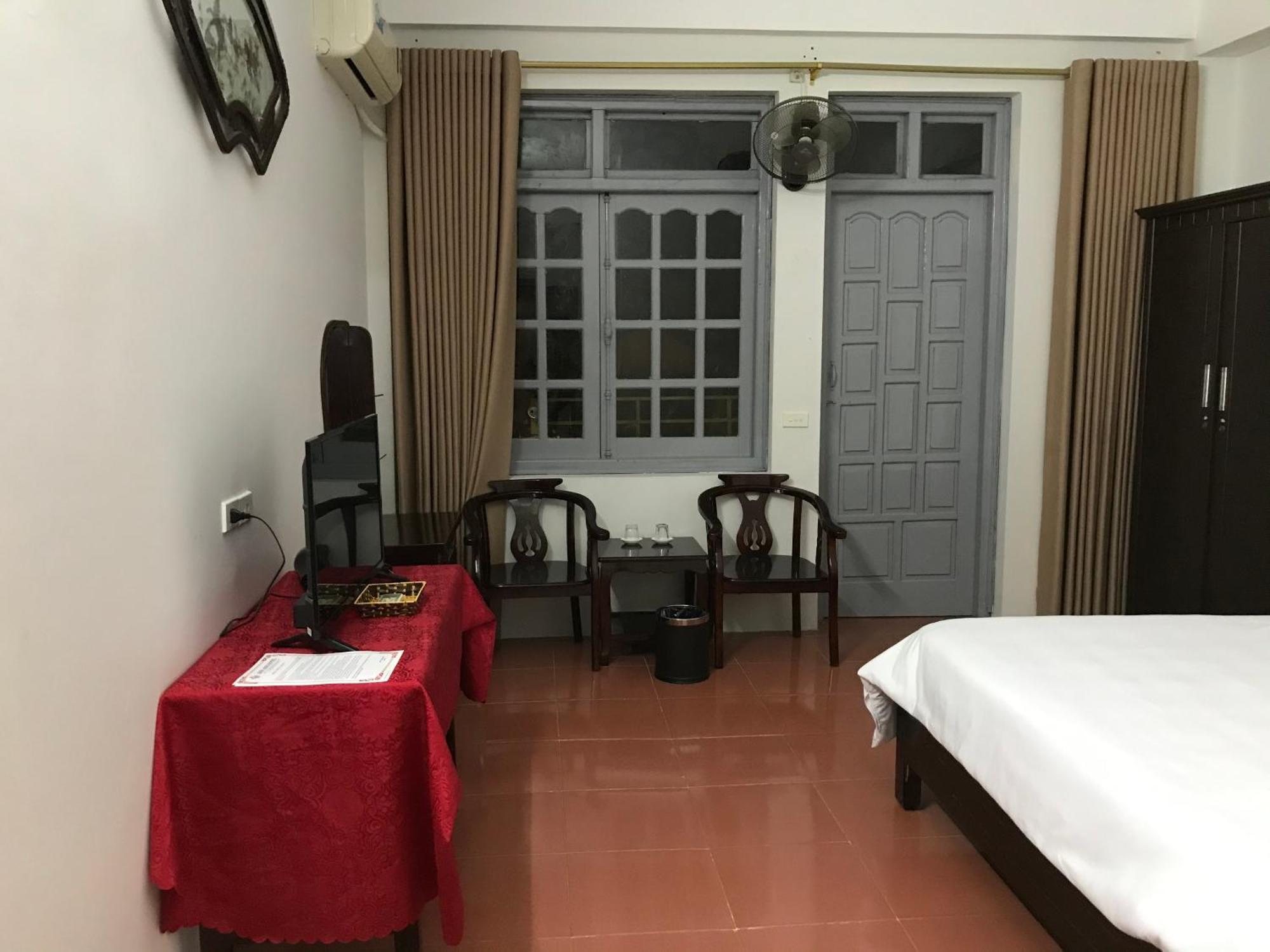 Anh Anh Hotel Bac Ha  Exteriör bild