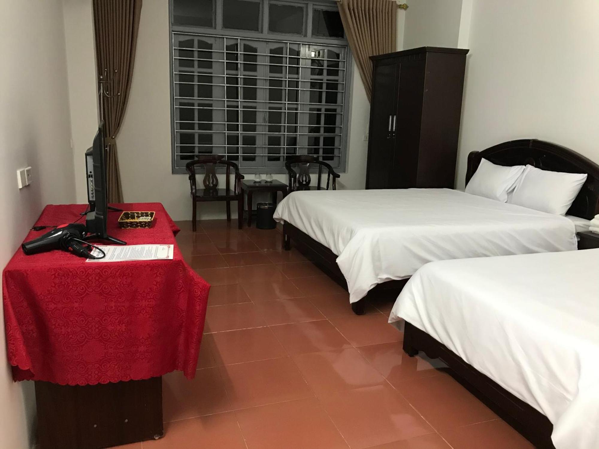 Anh Anh Hotel Bac Ha  Exteriör bild